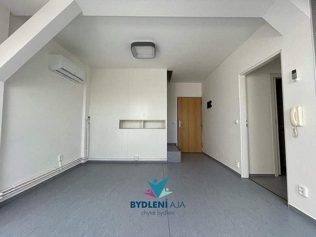 2+kk, Teplice - Trnovany, Ústecký kraj, 47 m² - 2