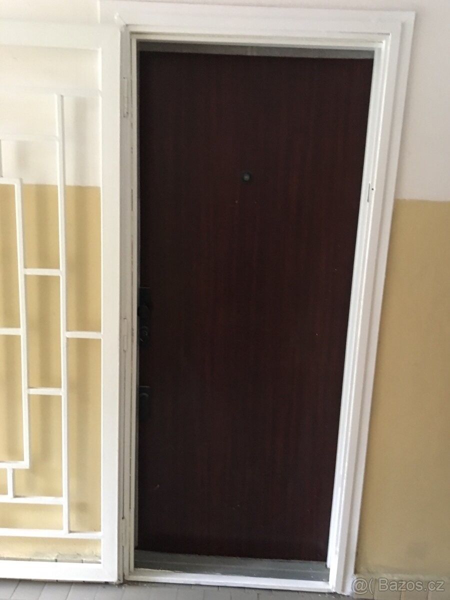 Pronájem sklad - Praha, 143 00