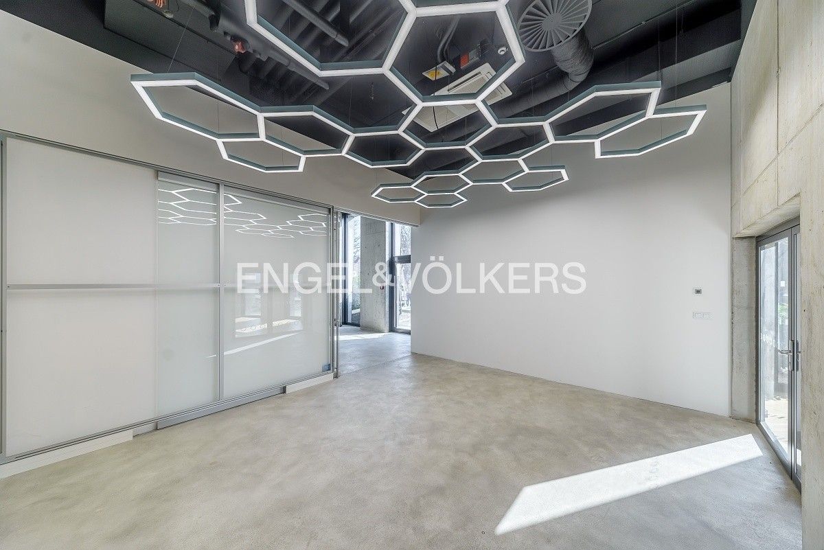 Pronájem obchodní prostory - Evropská, Praha, 188 m²