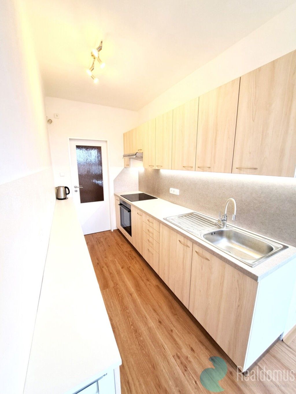 1+1, Kubatova, České Budějovice 3, 50 m² - 1
