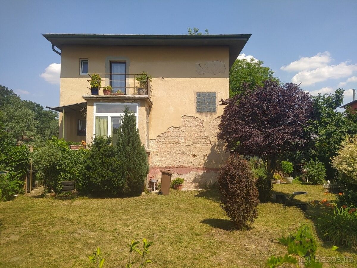 Rodinné domy, Rybitví, 533 54 - 2