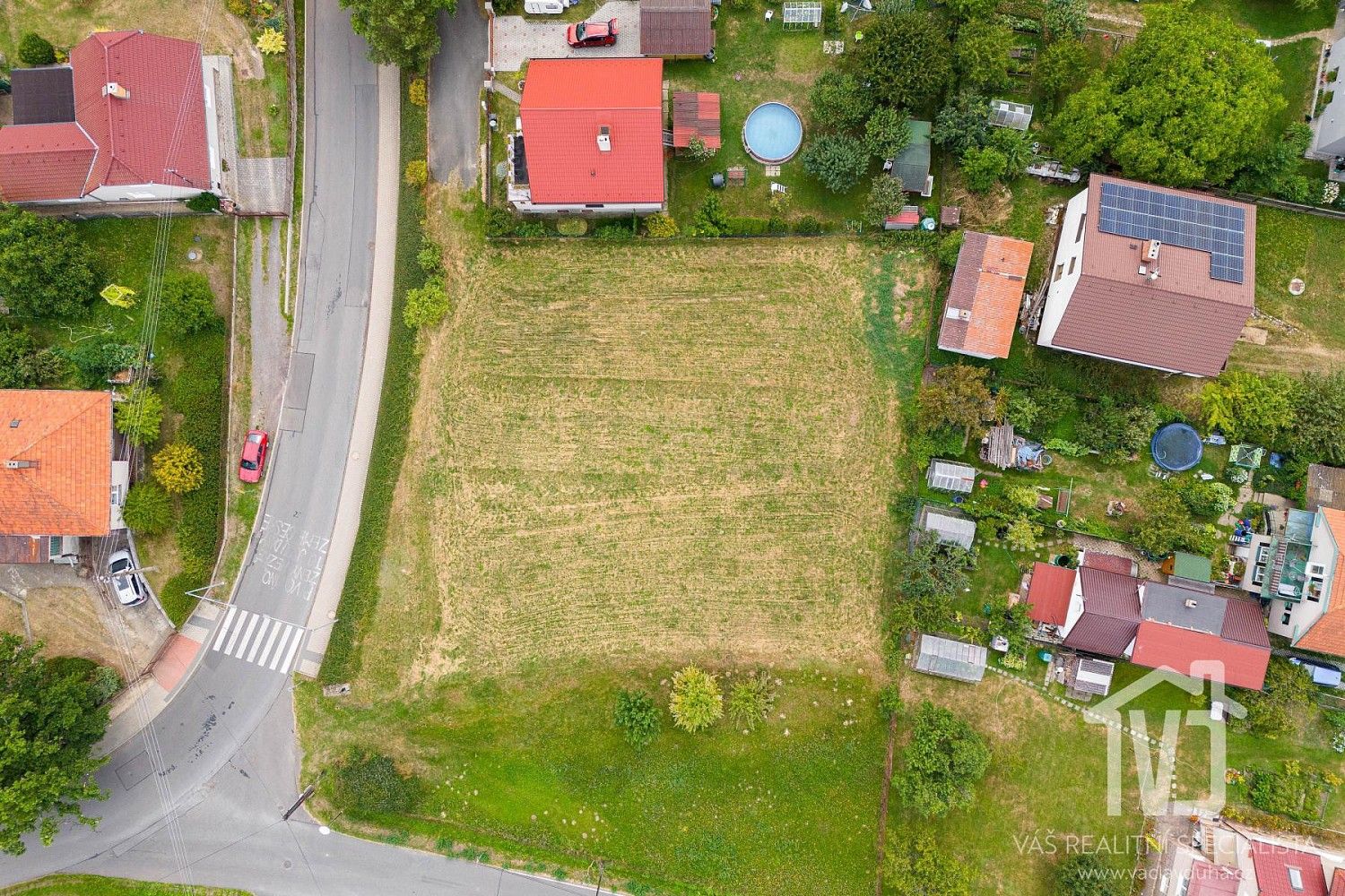 Prodej pozemek pro bydlení - Podluhy, okres Beroun, Středočeský kraj - 2