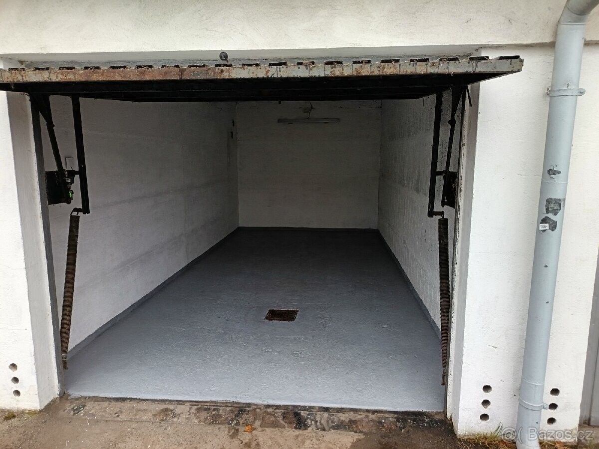 Pronájem garáž - Hradec Králové, 503 41