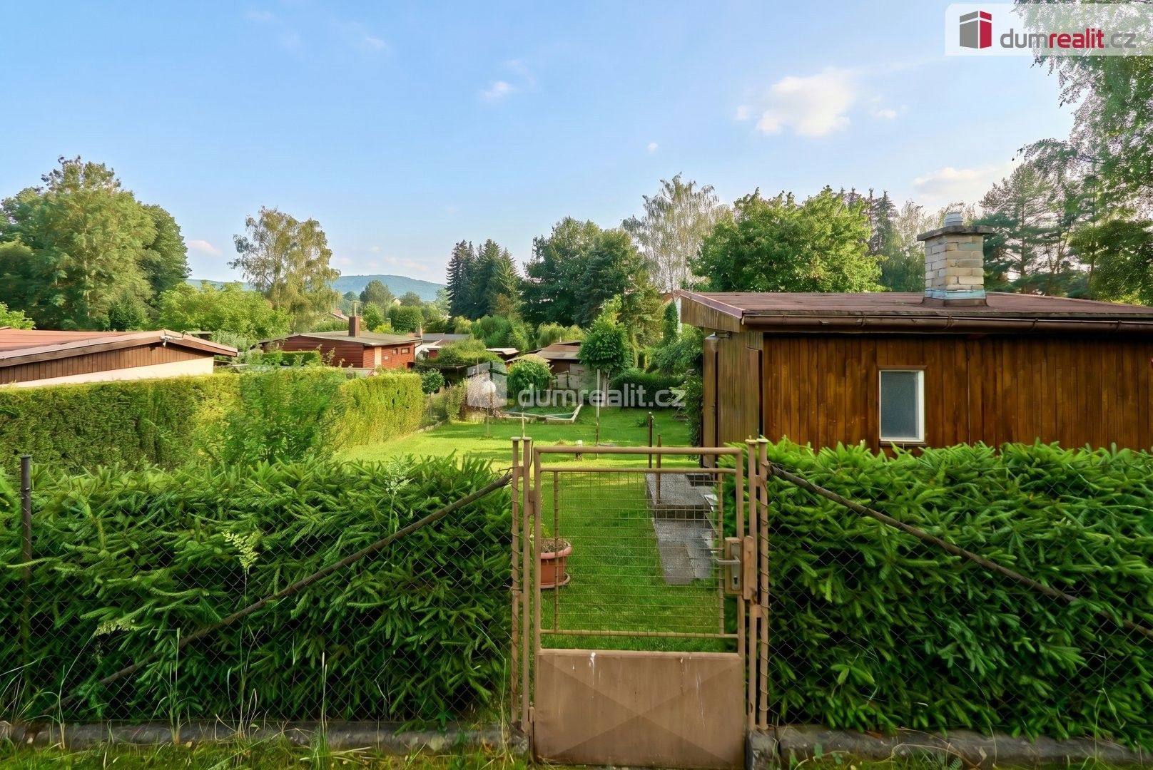 Chaty, Sadov, 433 m² - 2