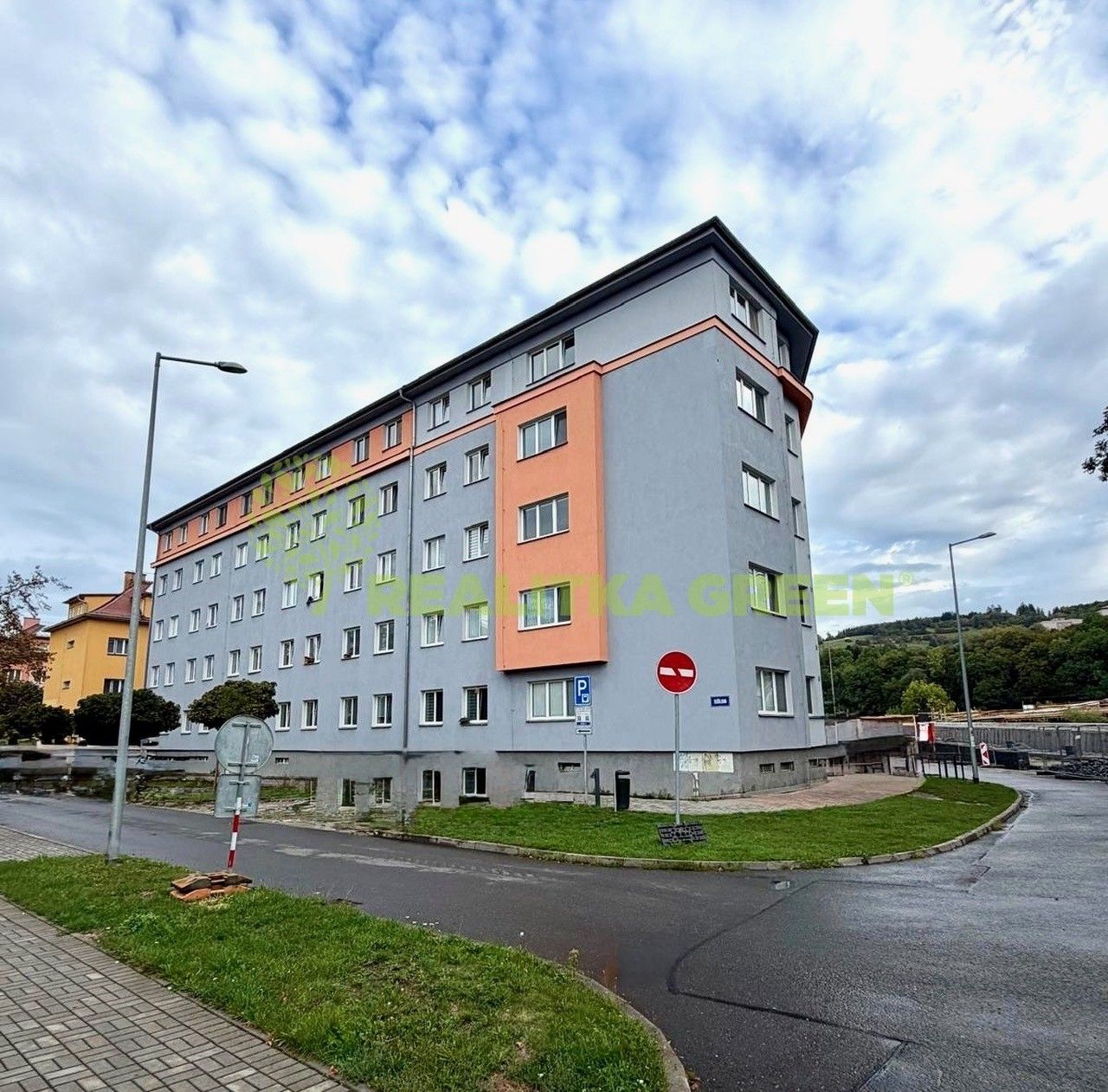 Prodej byt 2+1 - Sušilova, Vsetín, 38 m² - 1