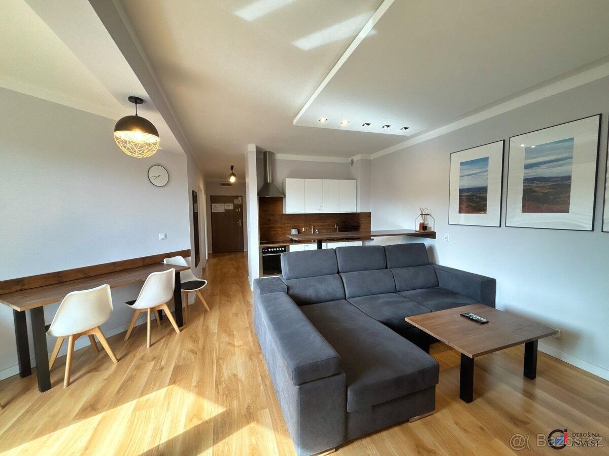 Prodej restaurace - 987 66, Zahraničí