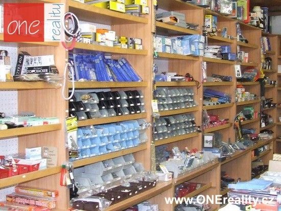 Pronájem sklad - Jaroměř, nám.Československé armády, 150 m²