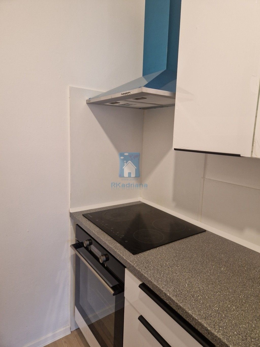 Pronájem byt 2+kk - Zrzavého, Praha, 45 m²