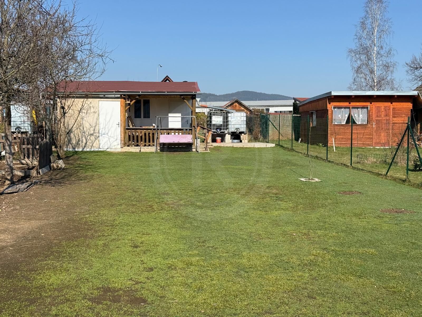 Zahrady, Kaplice, 391 m²