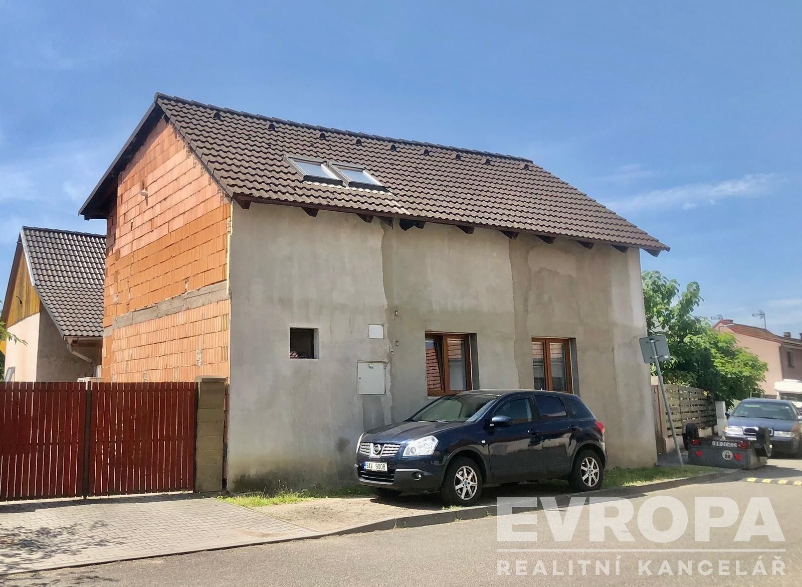 Rodinné domy, 5. května 296, Žiželice, 95 m²