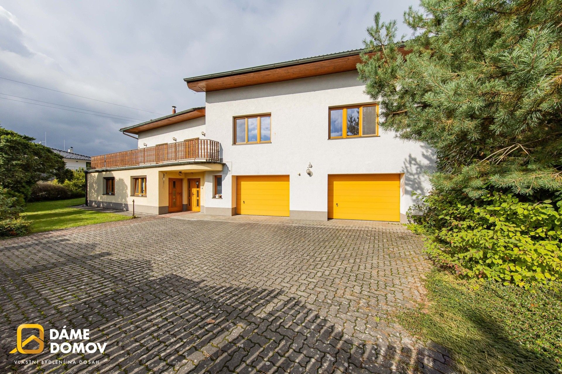 Prodej rodinný dům - Sýkoří, Lukoveček, 581 m²