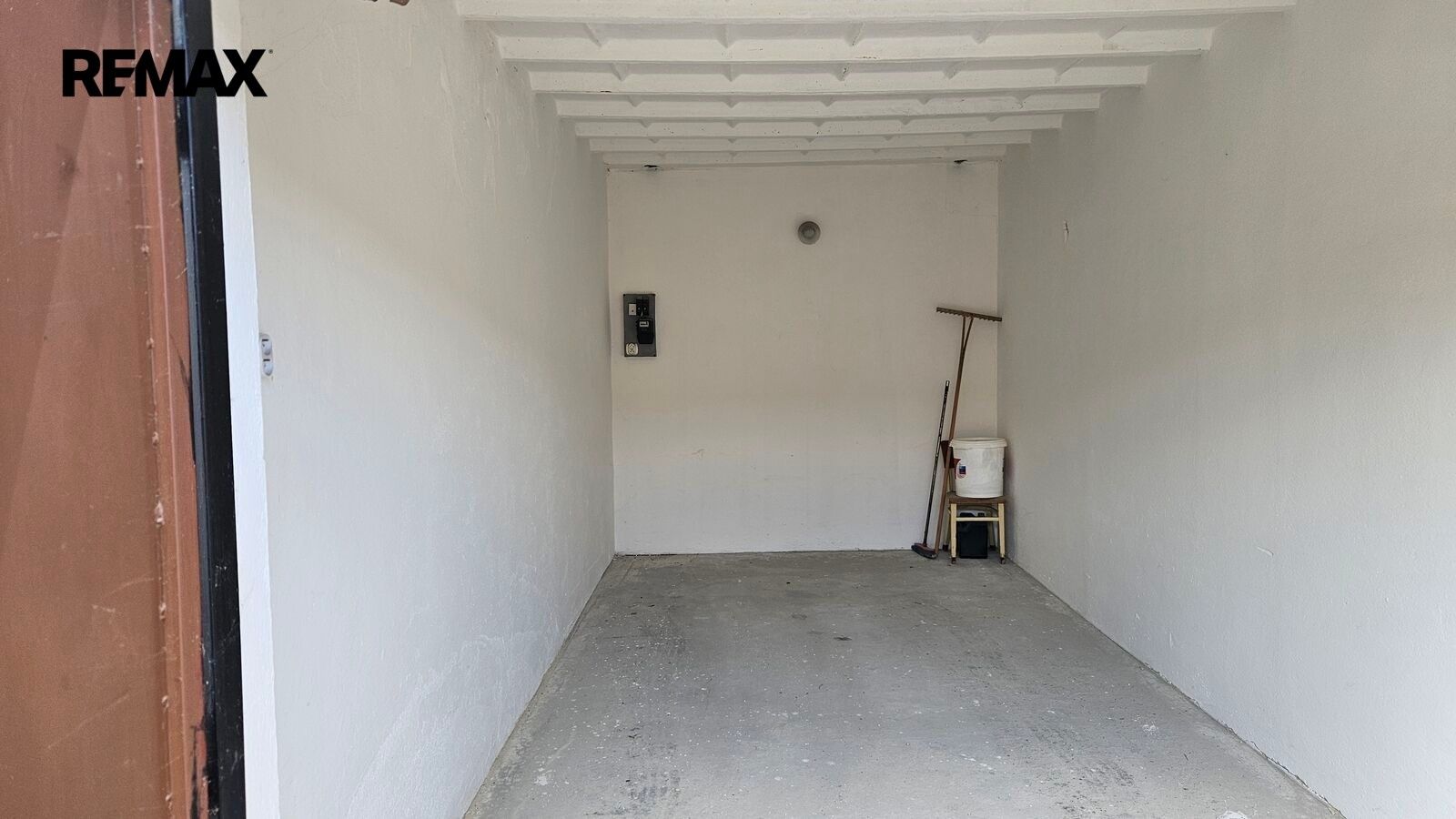 Garáže, Strakonice, 18 m² - 1