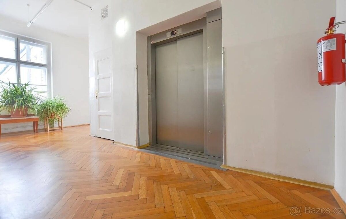 Pronájem kancelář - Praha, 110 00