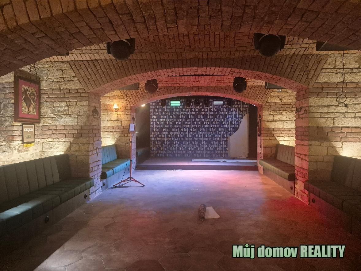 Restaurace · 220 m² · Ječná, Praha - 4