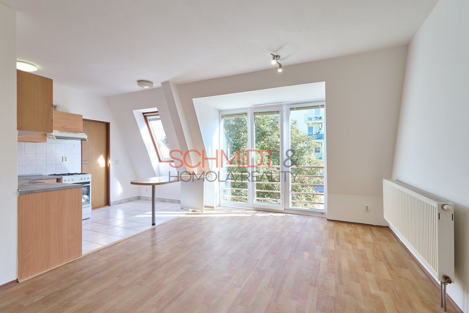 2+kk, Husova, Hustopeče, okres Břeclav, 55 m² - 1