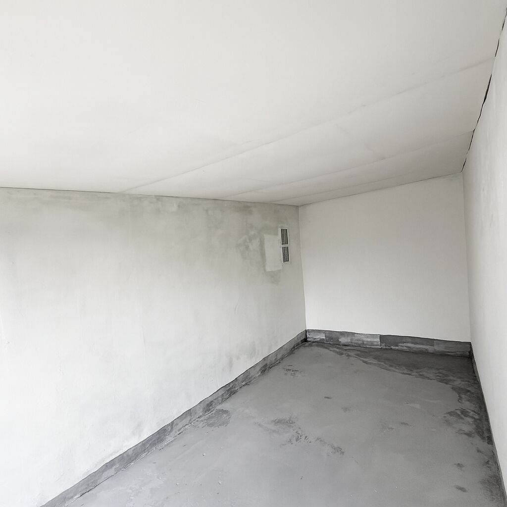 Garáže, Hodonín, 695 01 - 2