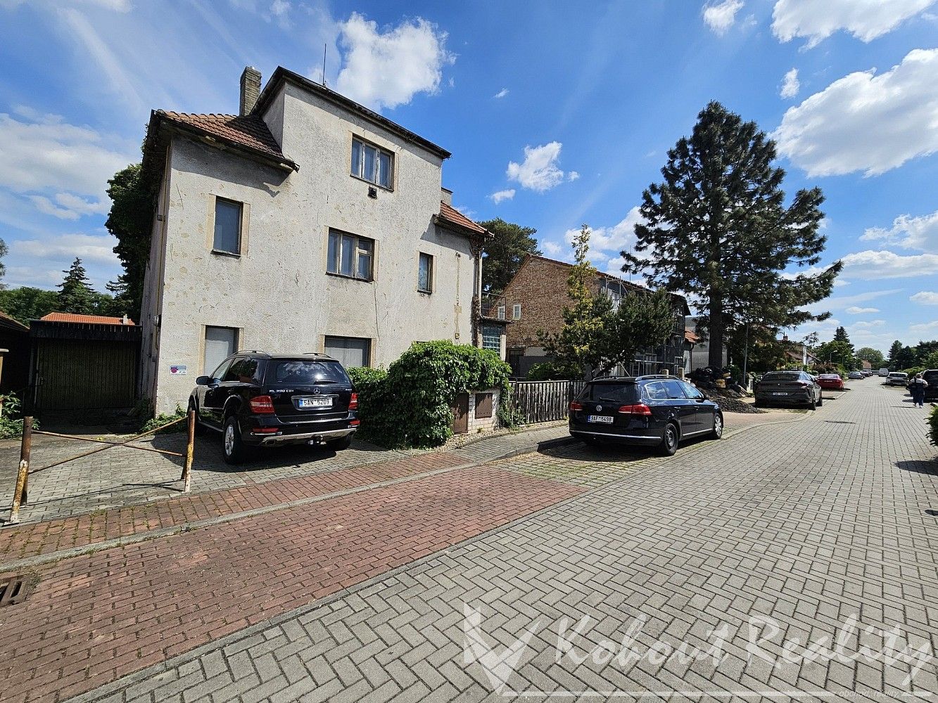 Činžovní dům · 195 m² · Praha - Satalice, okres Praha 19, Hlavní město Praha - 4