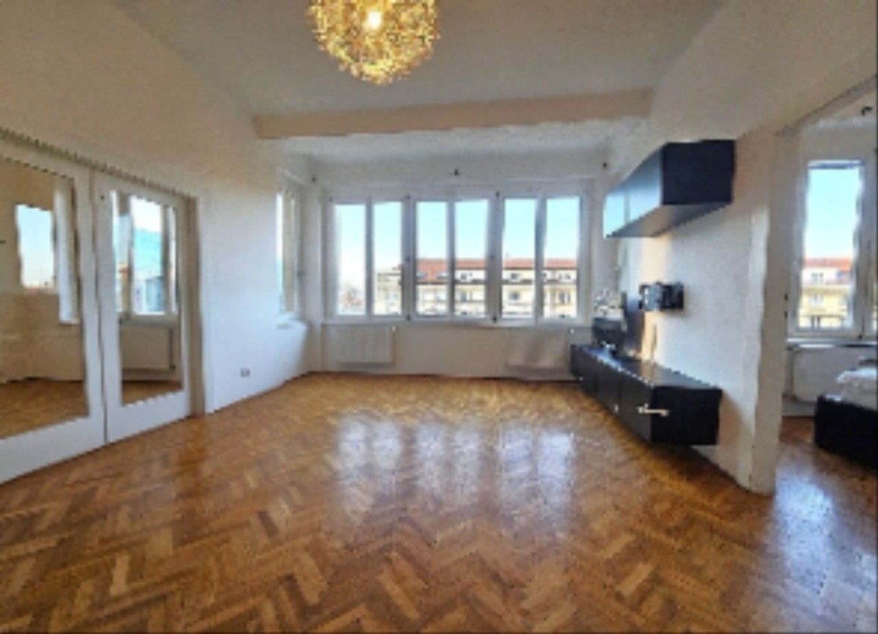 4+1, Rooseveltova 893, Praha, 95 m²