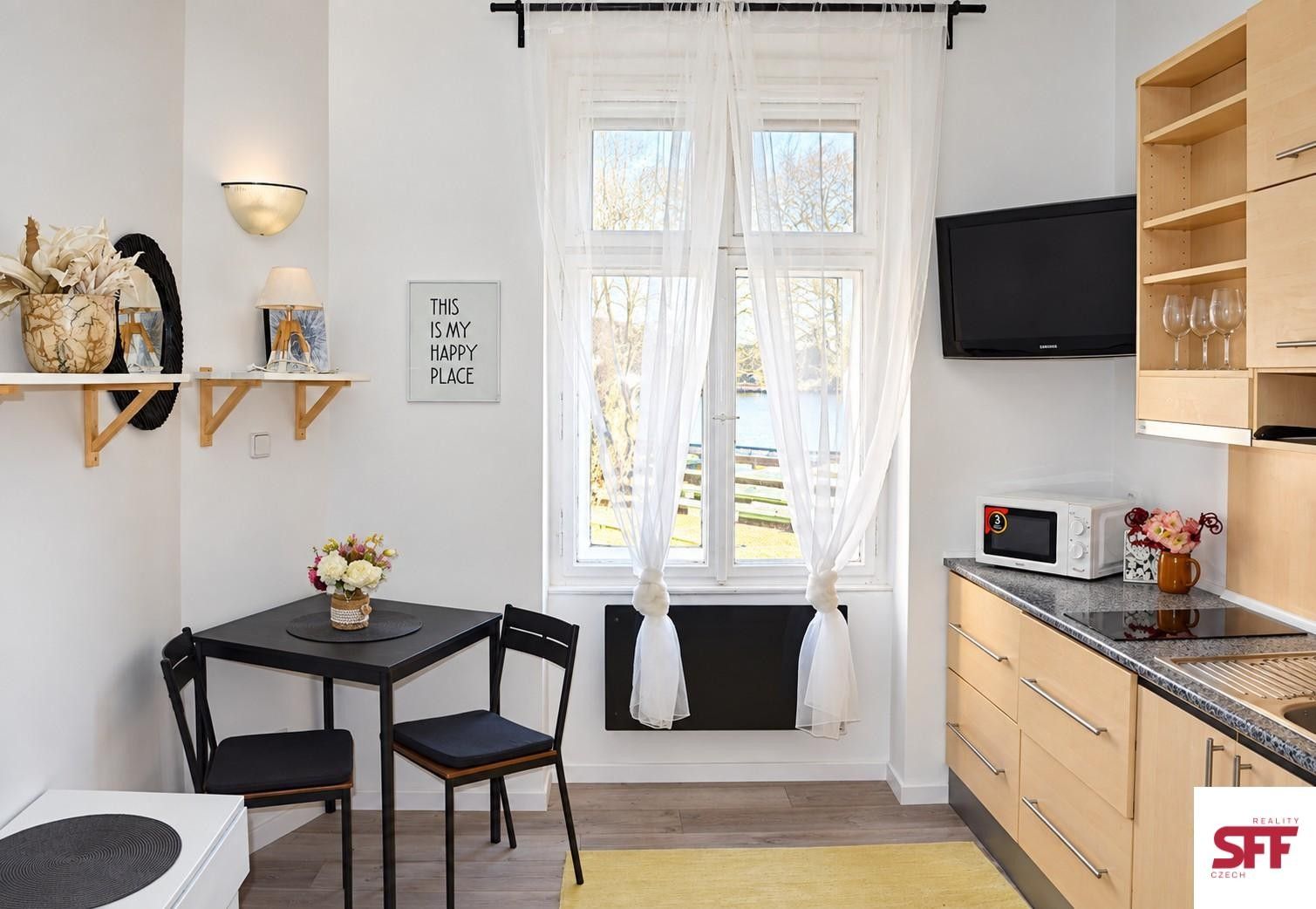 1+kk, Na bojišti, Praha, 17 m² - 2