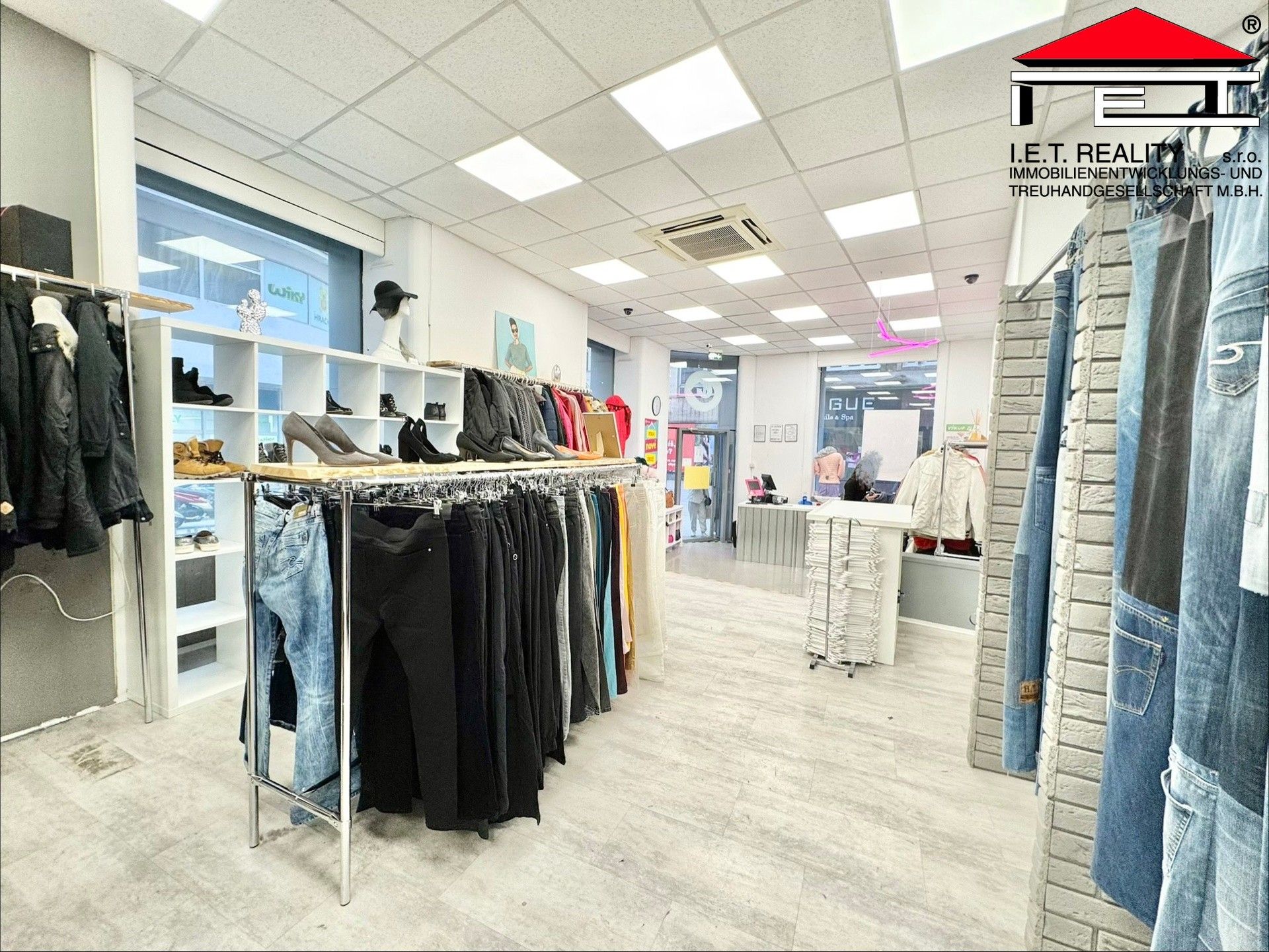 Pronájem obchodní prostory - Kobližná, Brno, 128 m²