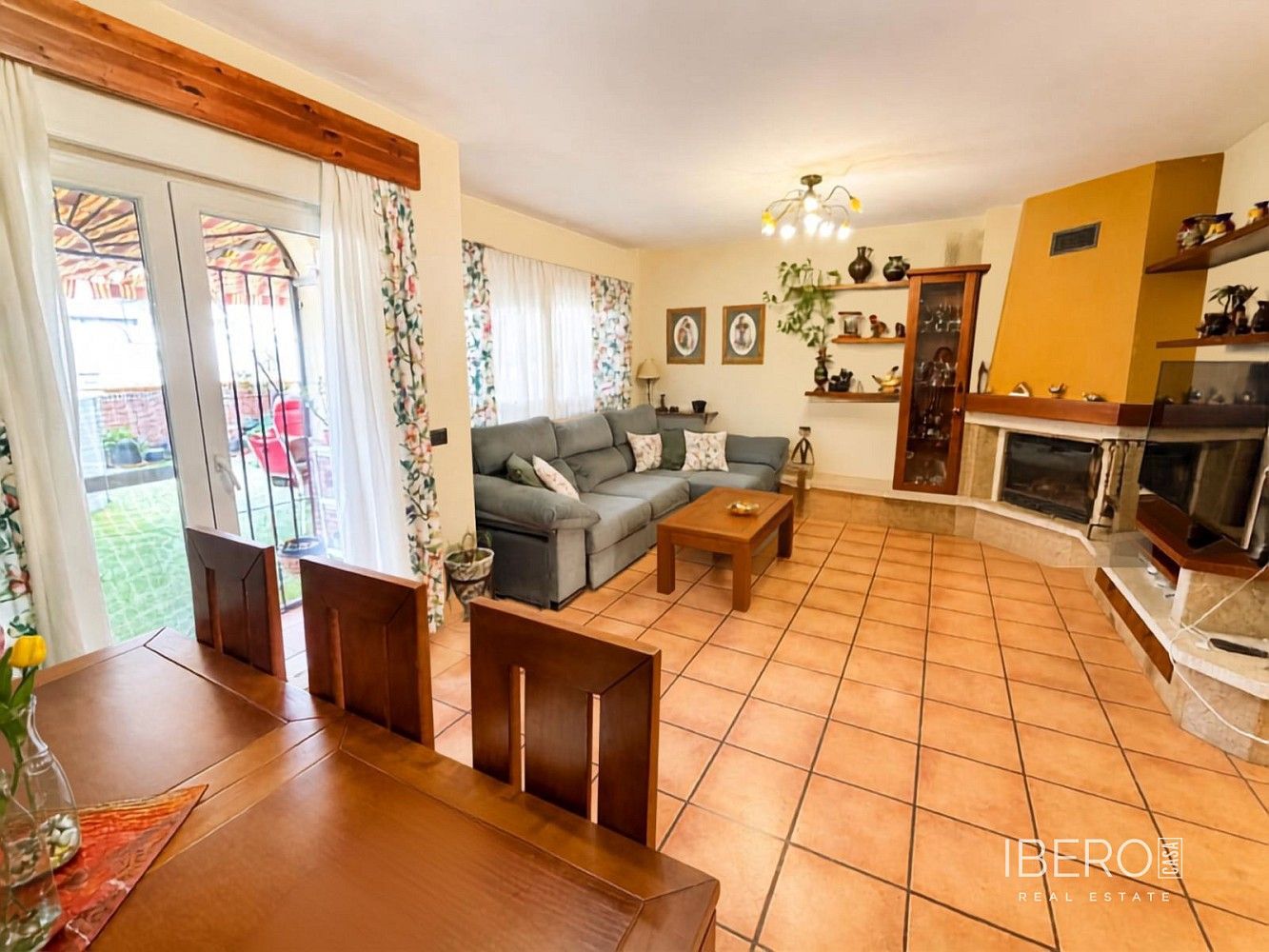 Prodej rodinný dům - Alhaurín de la Torre, ES, 237 m² - 5