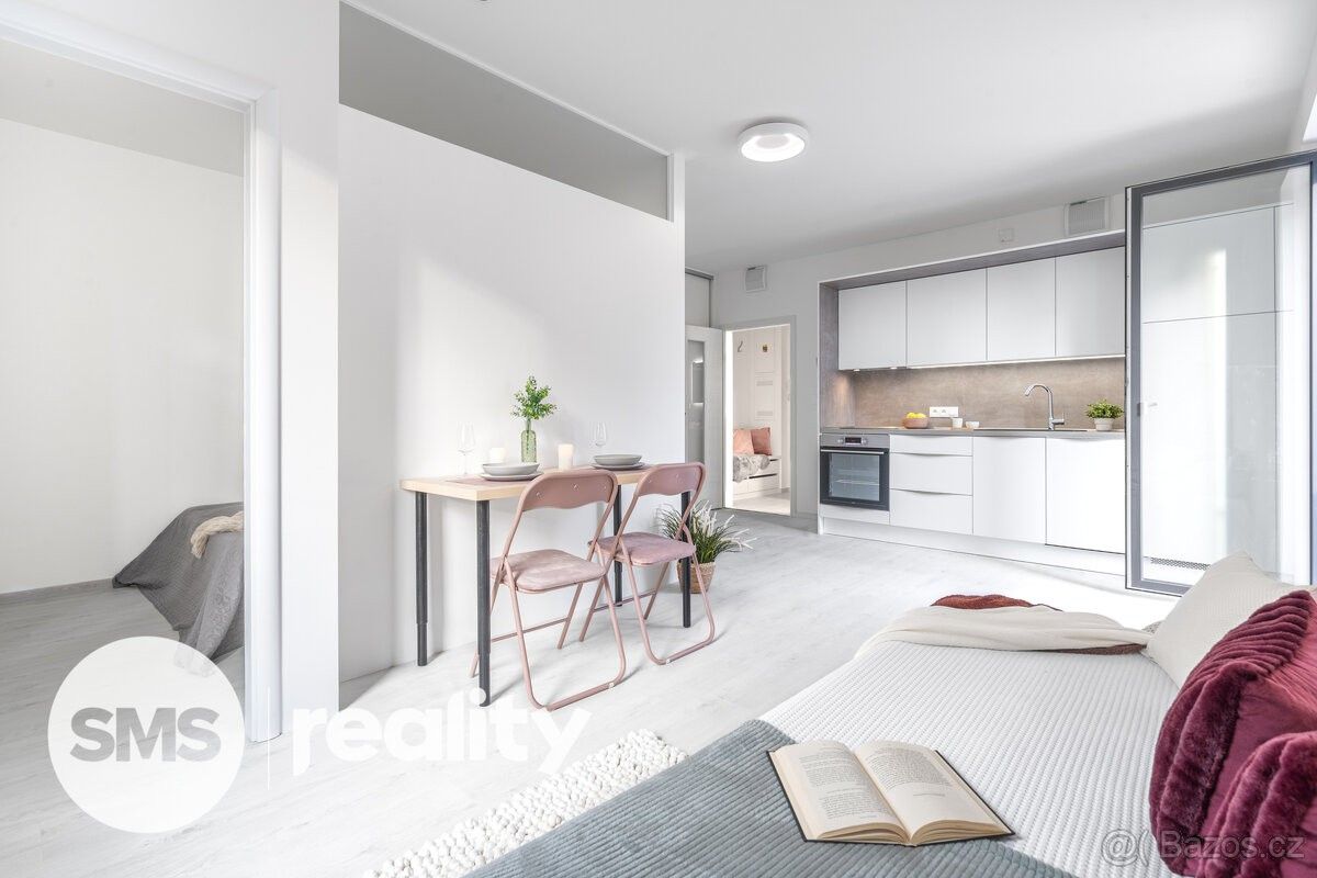 Byty, Odolena Voda, 250 70