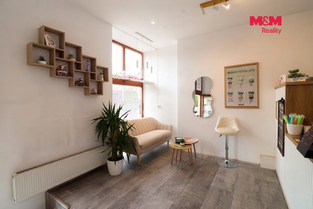 Obchodní prostory · 65 m² · Varšavská, Karlovy Vary - 3