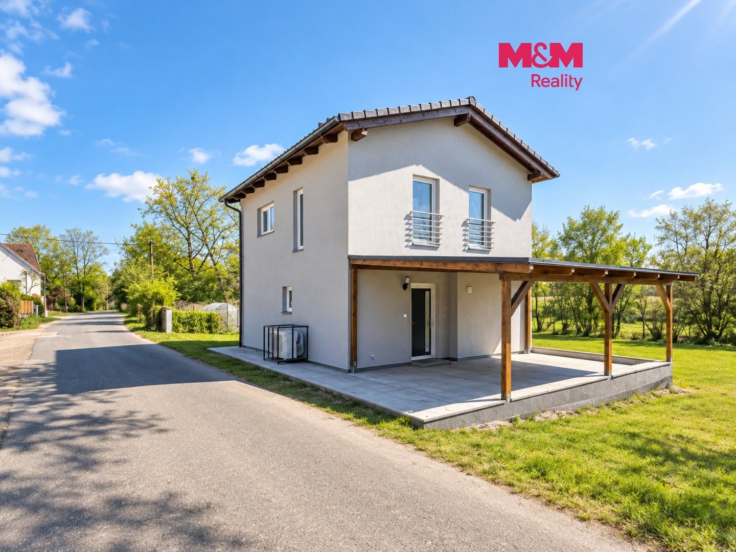 Rodinné domy, Uhersko, 84 m² - 1