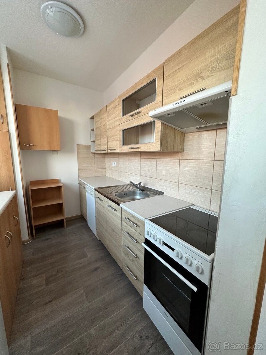 Pronájem byt - Praha, 152 00