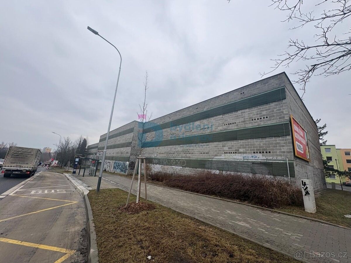 Garáže, Olomouc, 779 00