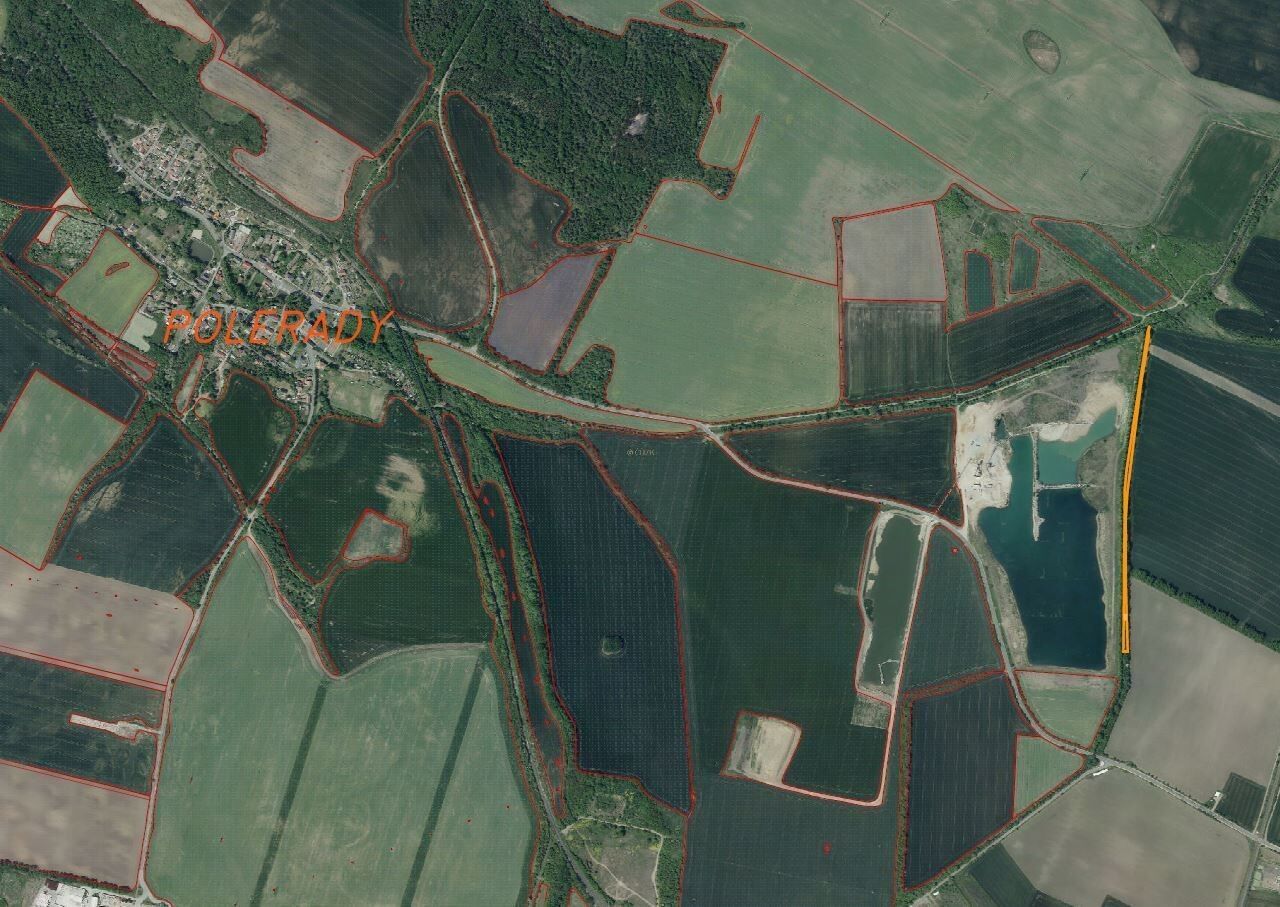 Zemědělský pozemek · 3 862 m² · Polerady - 3