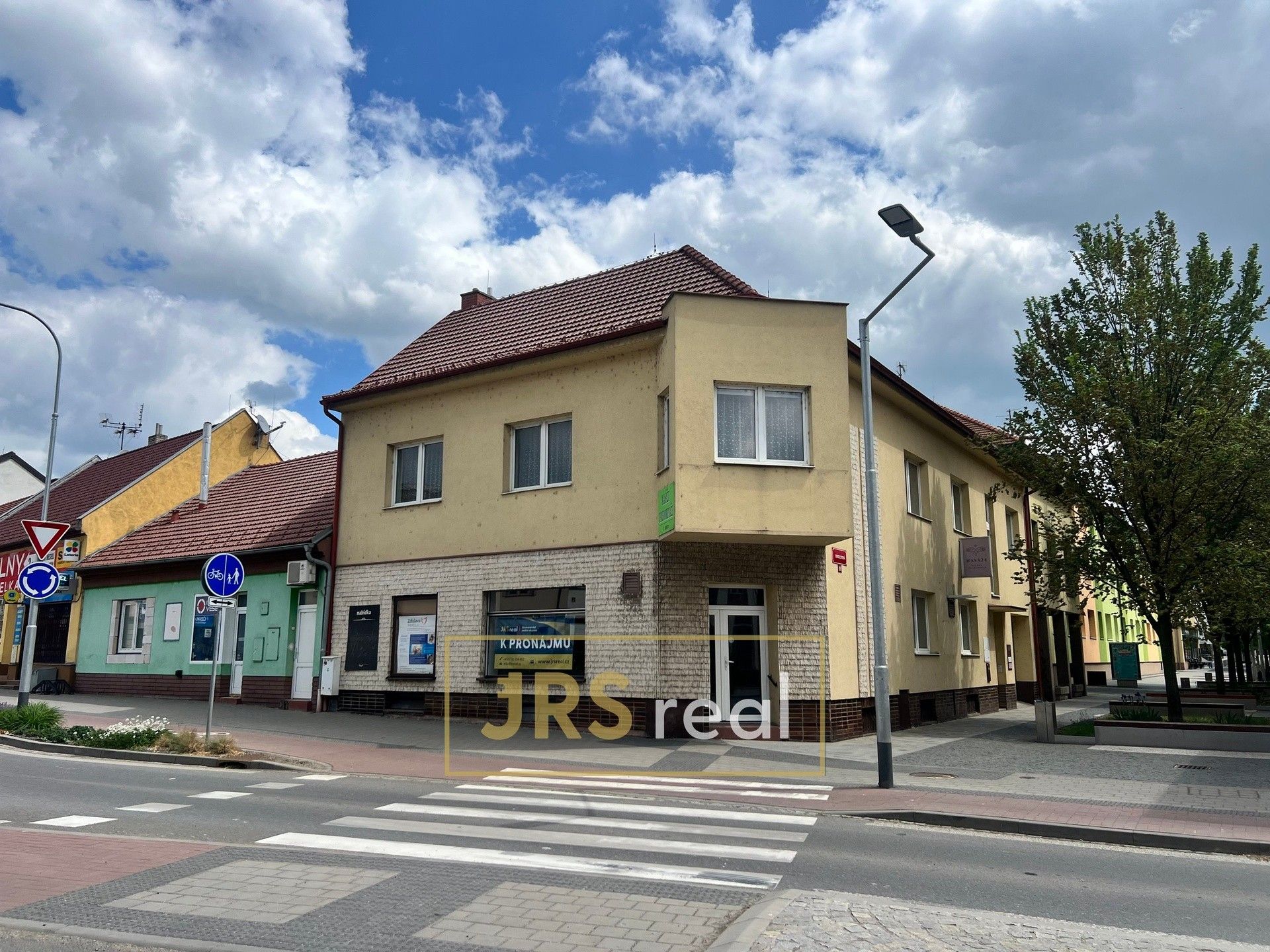 Obchodní prostory, tř. Masarykova 118, Veselí nad Moravou, 143 m² - 1