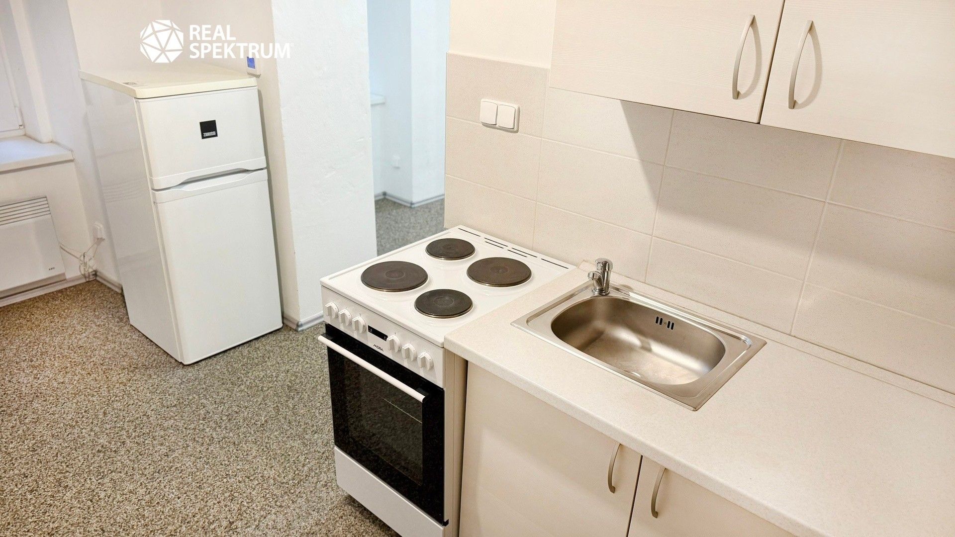 Pronájem byt 1+1 - Štefánikova, Brno, 46 m²