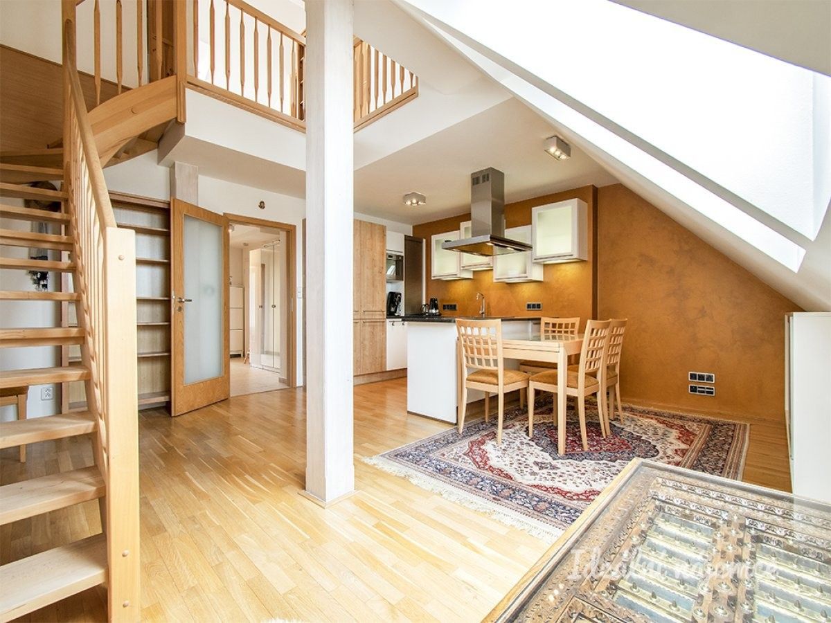 Prodej byt 3+kk - Táborská, Praha, 93 m²