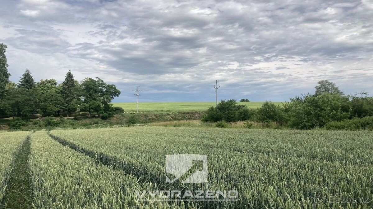 Prodej pozemek pro bydlení - Prštice, 664 46