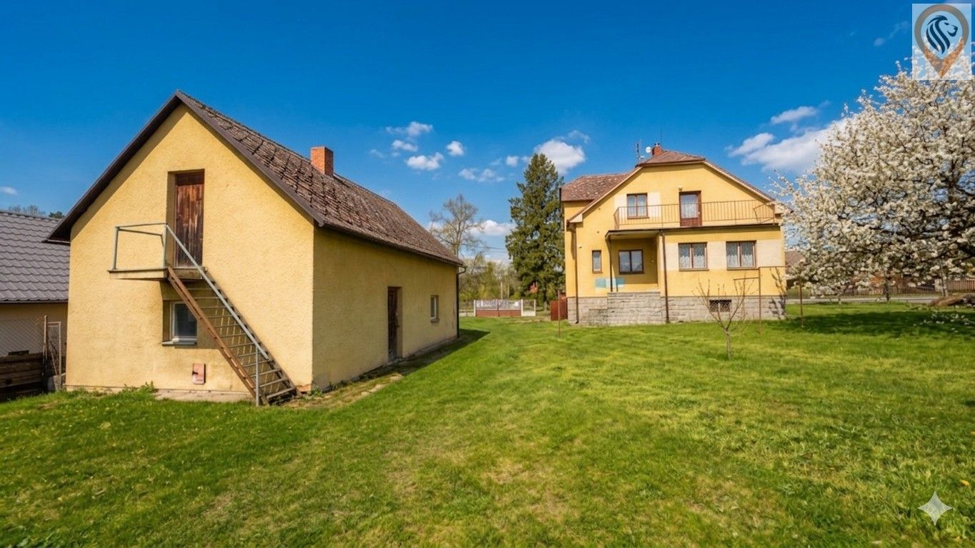 Rodinné domy, Bezděkov, 180 m² - 1