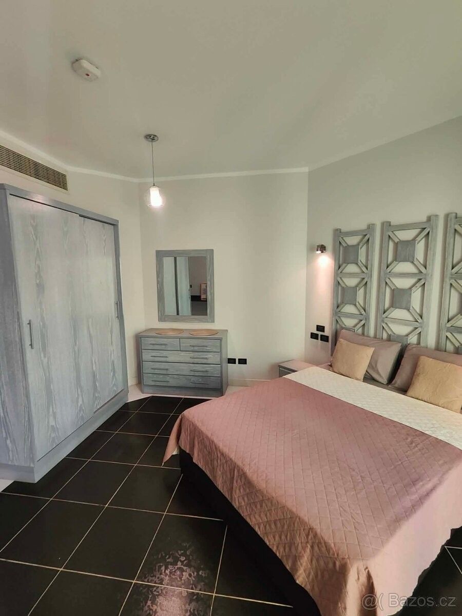 Prodej byt - 987 66, Zahraničí