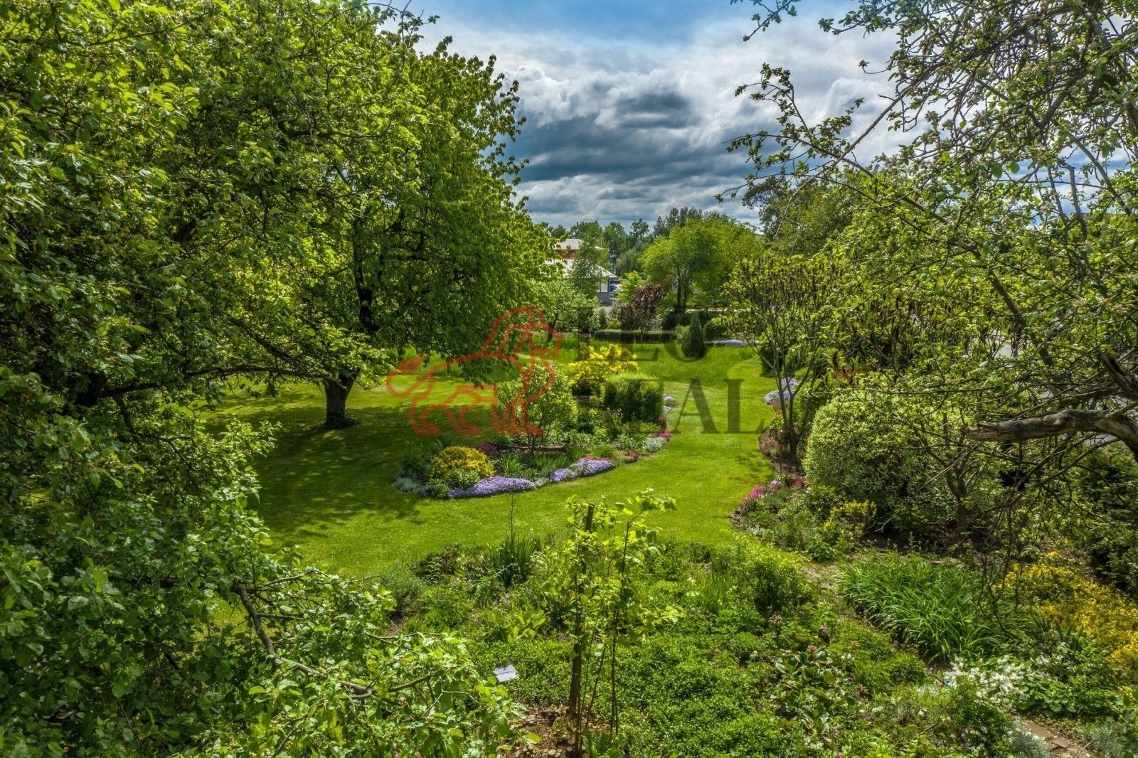 Prodej pozemek pro bydlení - Jivina, 800 m²