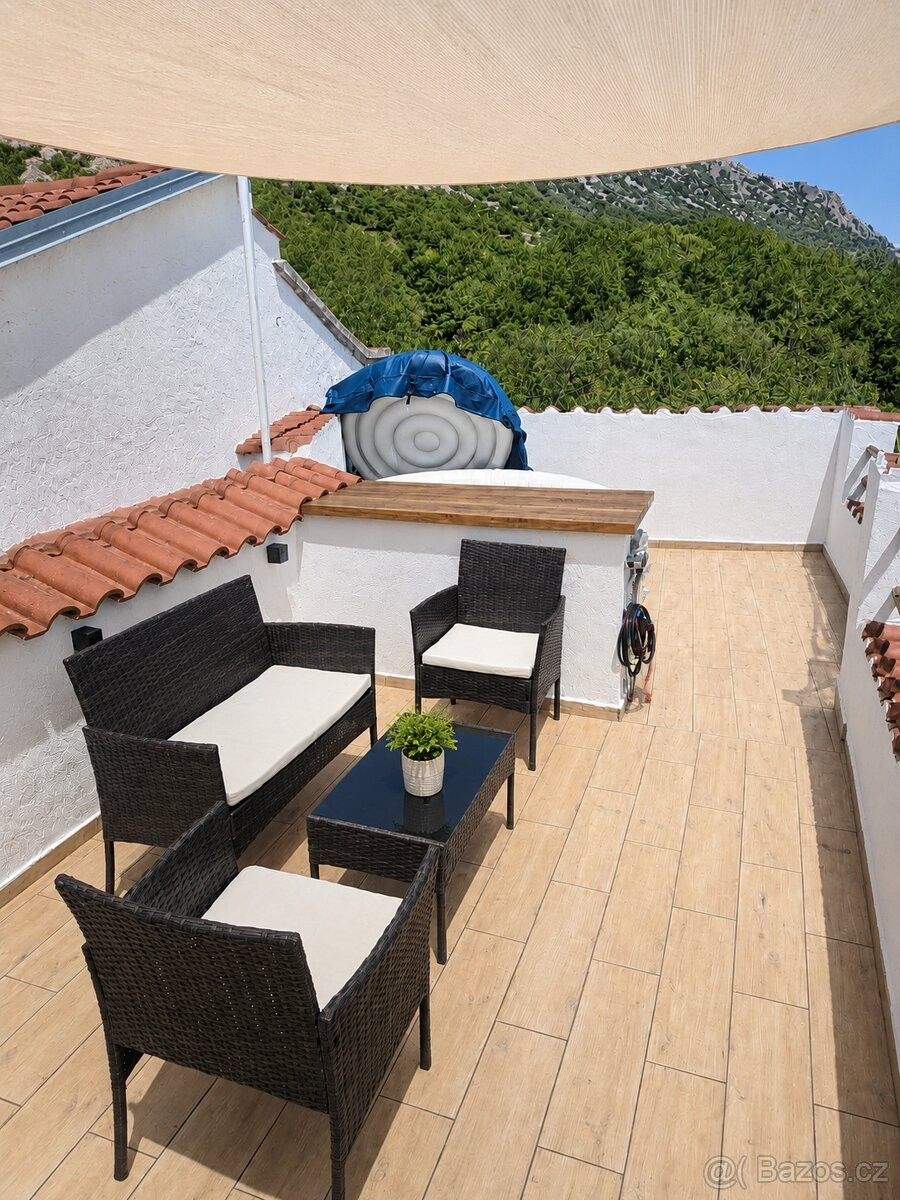 Rodinný dům · 987 66, Zahraničí - 3