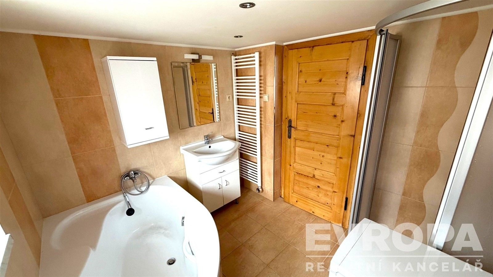 Prodej byt 2+kk - Nádražní 478, Hostinné, 35 m²