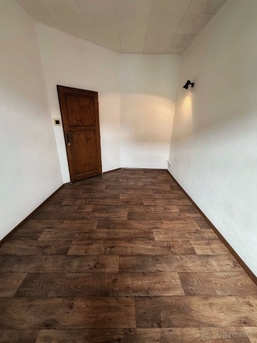 Pronájem byt - Klášterec nad Ohří, 431 51