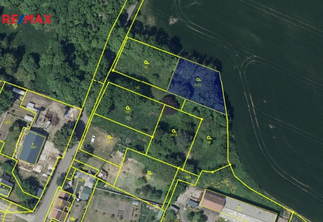 Prodej pozemek pro bydlení - Lišnice, 734 m²