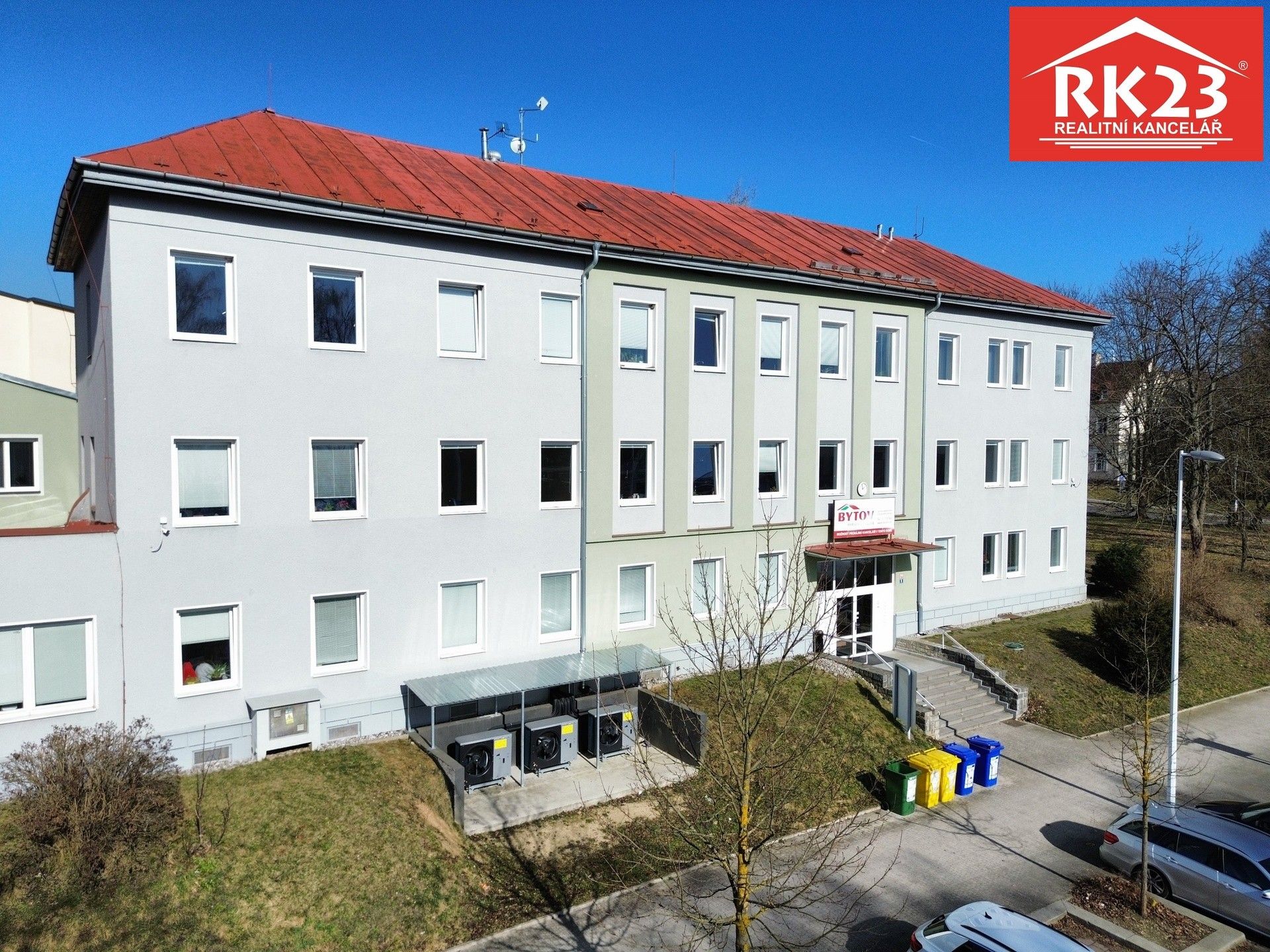 Kanceláře, Nádražní náměstí, Mariánské Lázně, 19 m²