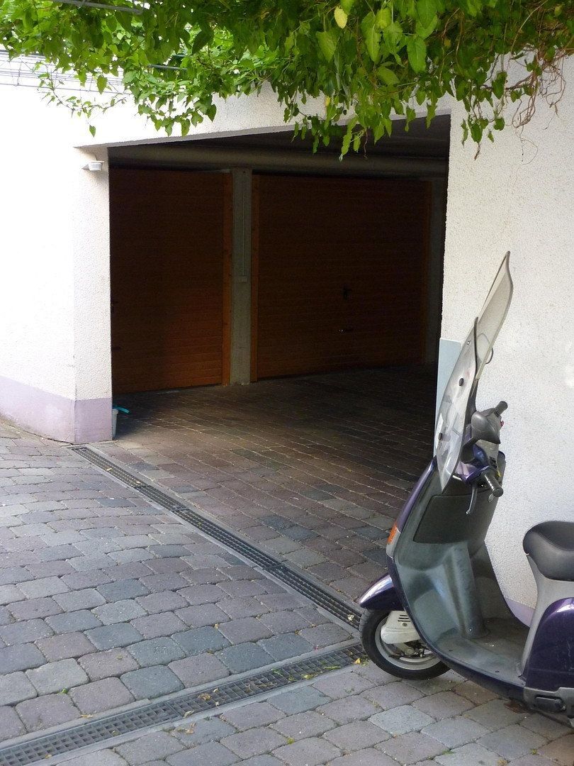 Garáže, Sebastian-Lotzer-Straße 16, , Bádensko-Württembersko - 1