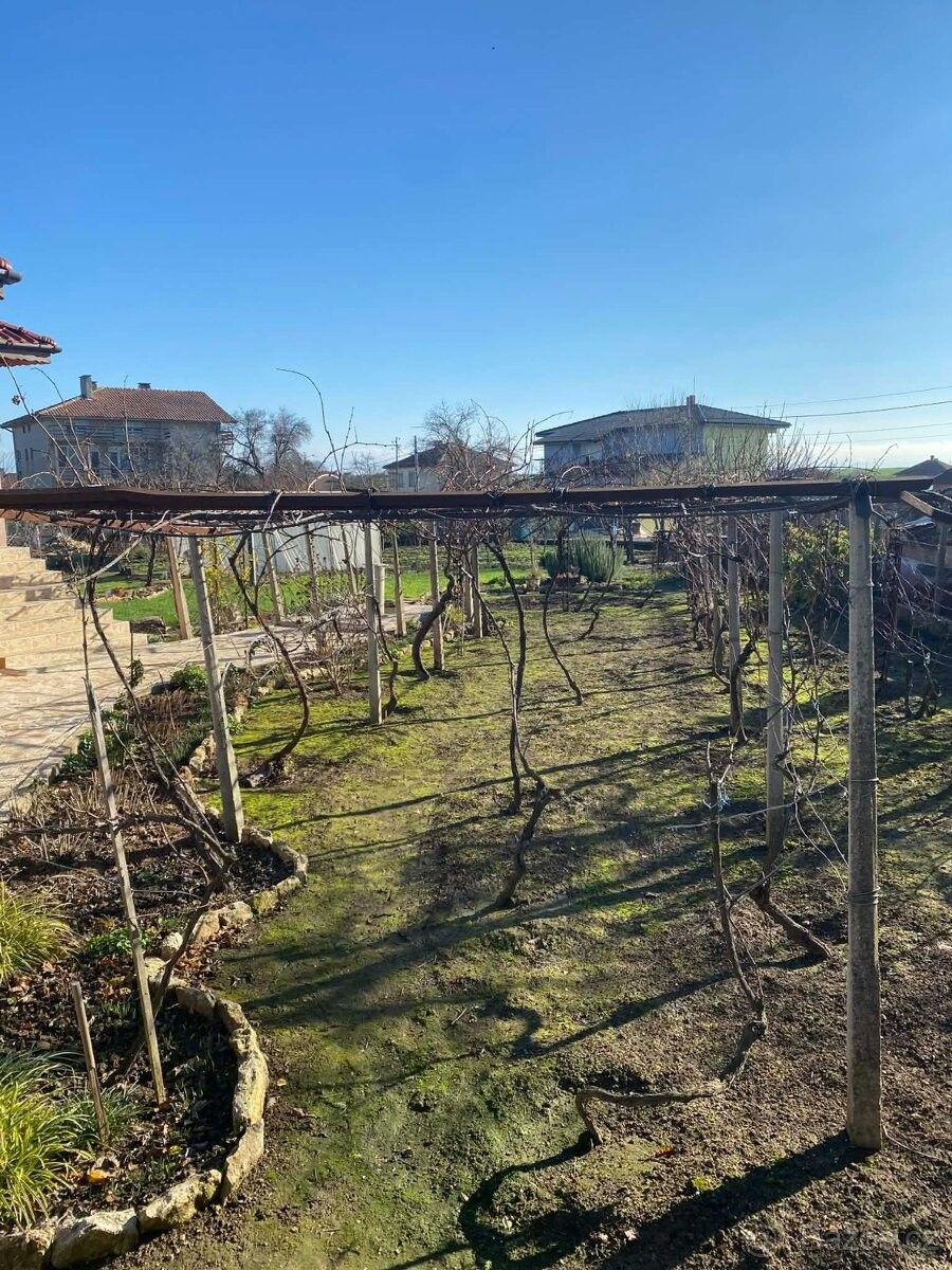 Prodej rodinný dům - 987 66, Zahraničí