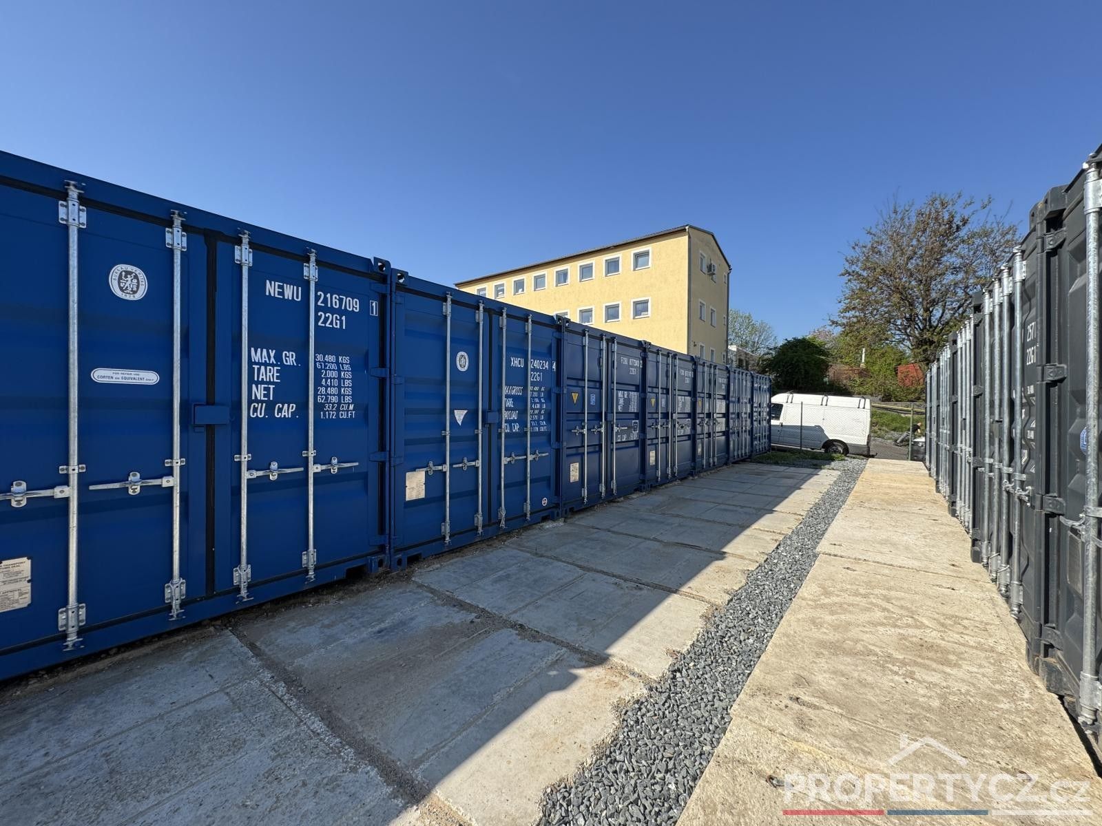 Sklady, K Žižkovu, Praha, 14 m²