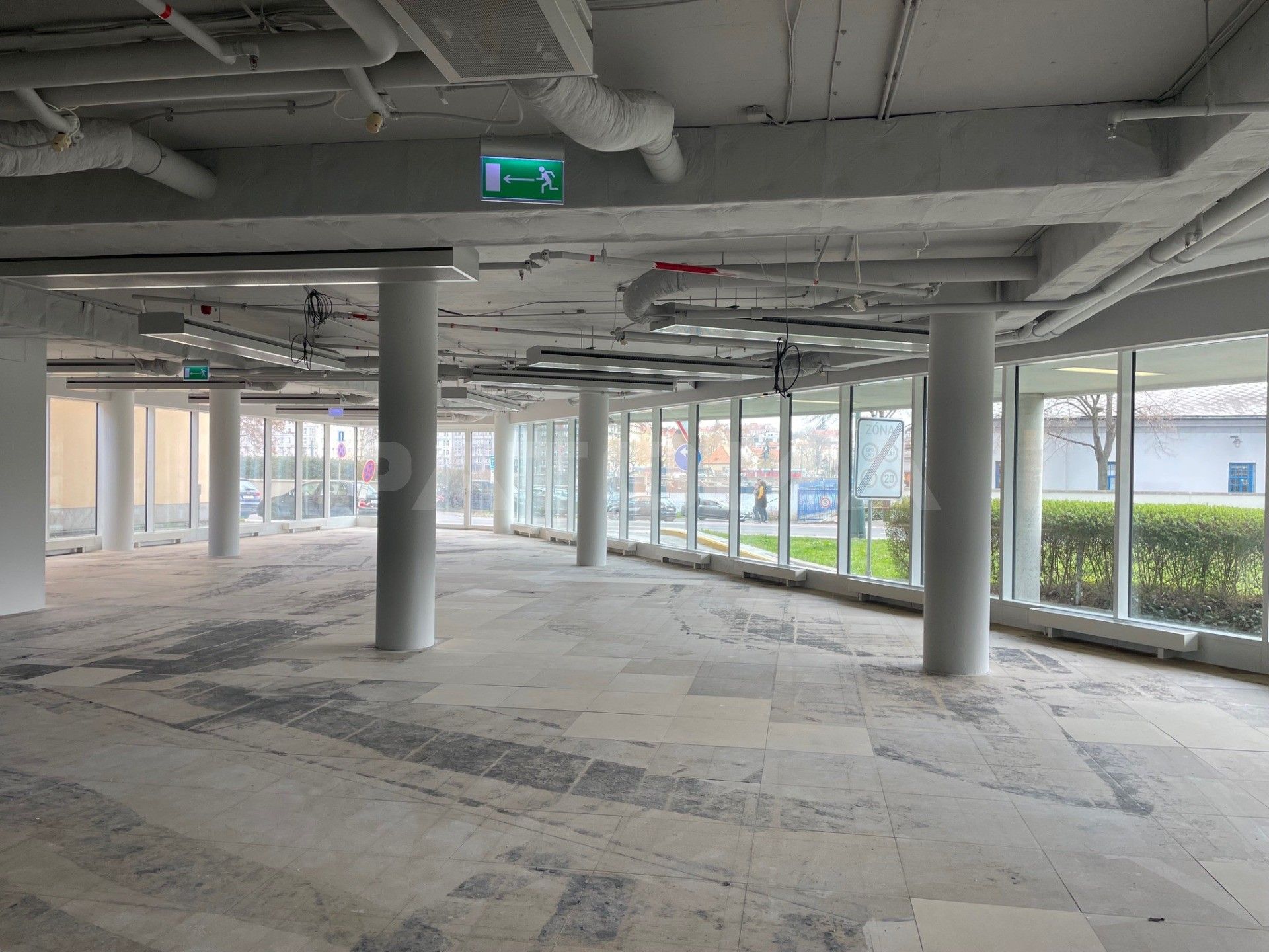 Obchodní prostory · 281 m² · Svornosti, Praha - 4