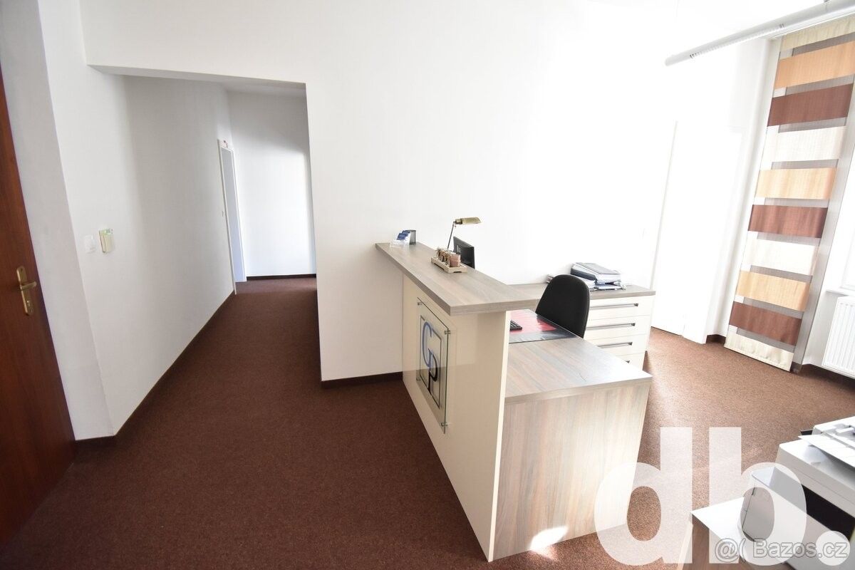 Pronájem kancelář - Karlovy Vary, 360 01