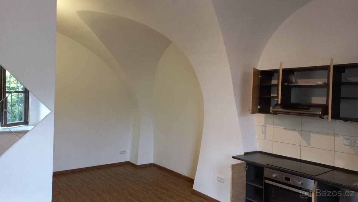 Byty, Jihlava, 586 01