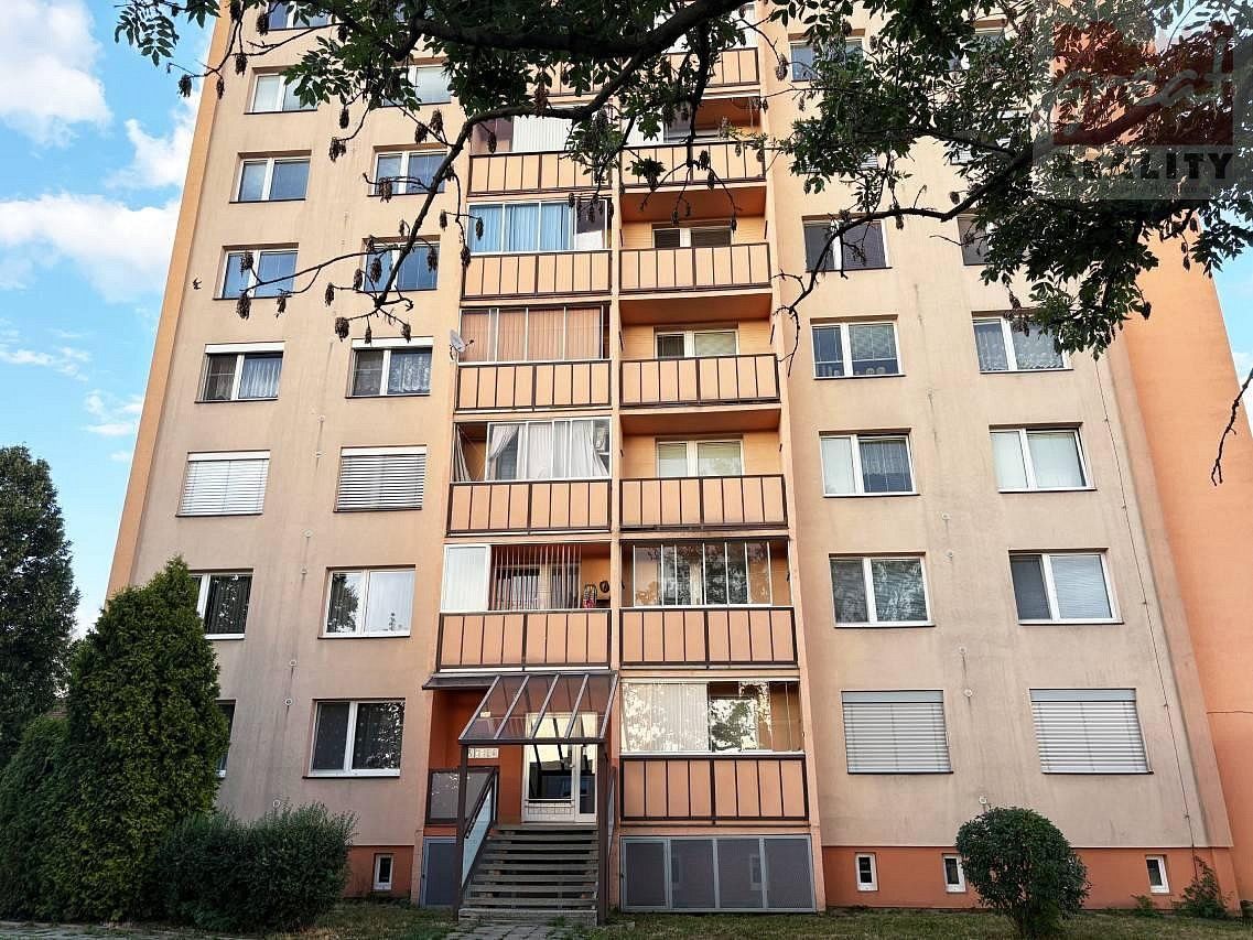 2+kk, Tř. 1. máje, Hranice - Hranice I-Město, okres Přerov, 37 m² - 1